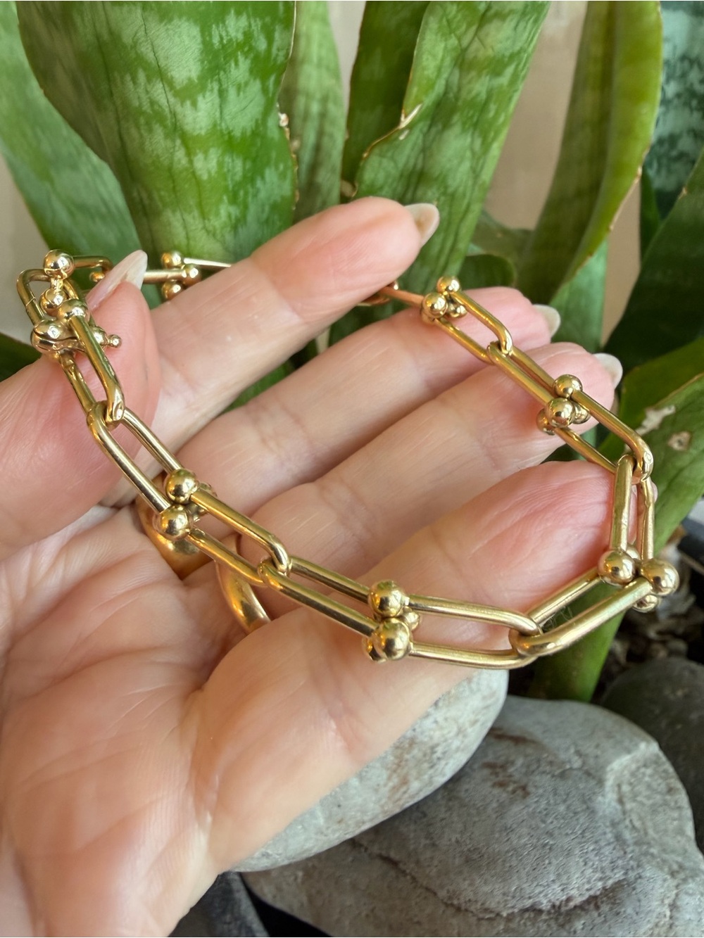 18k gold bracelet